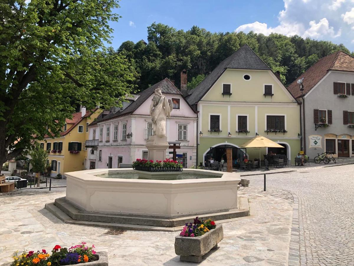 Apartment Zum Roten Tor Spitz an der Donau Exterior photo